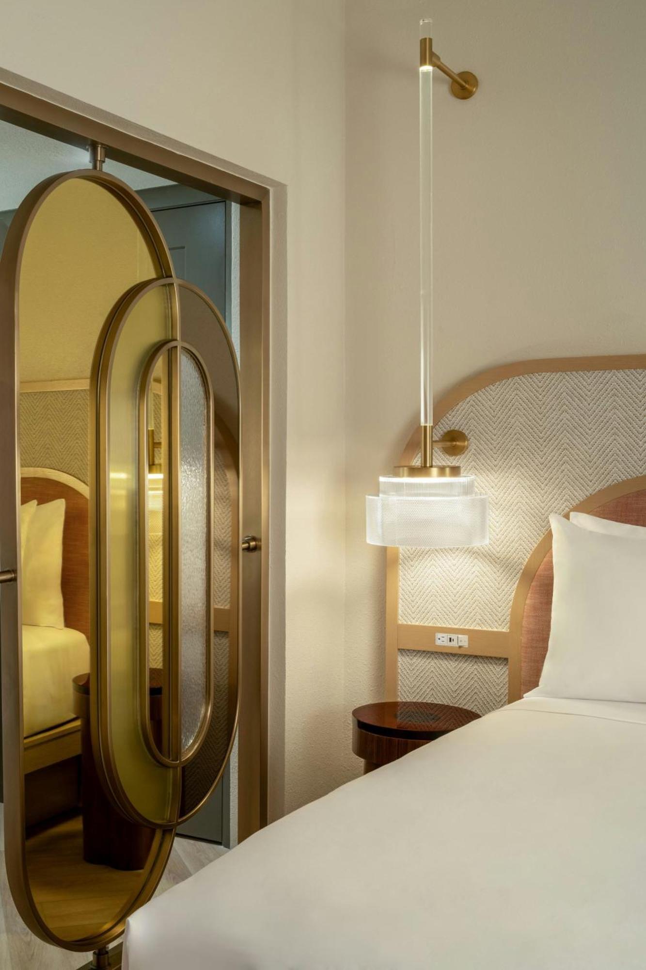 Deluxe Queen Room Two Queen Beds