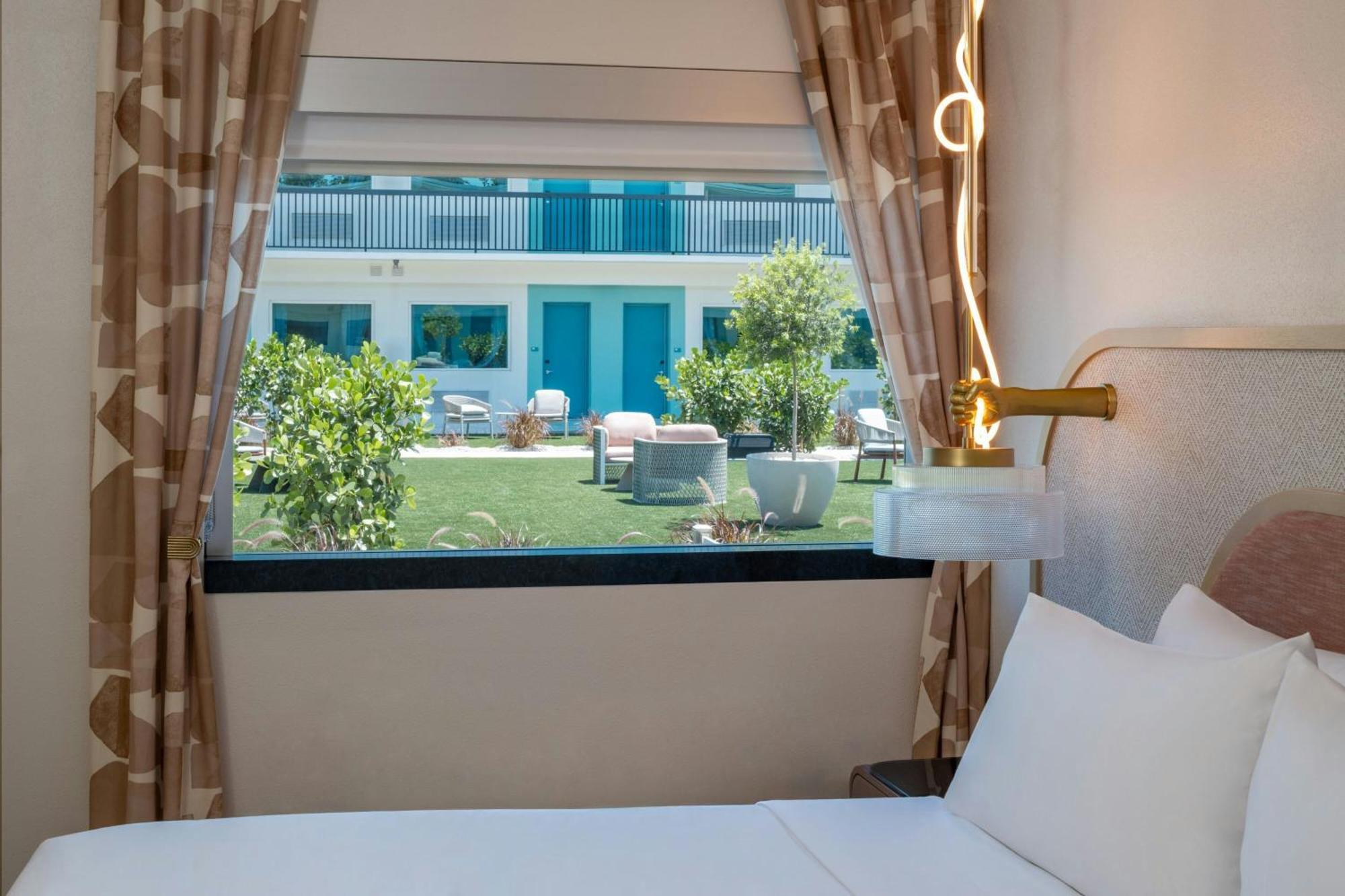 King Room Courtyard View