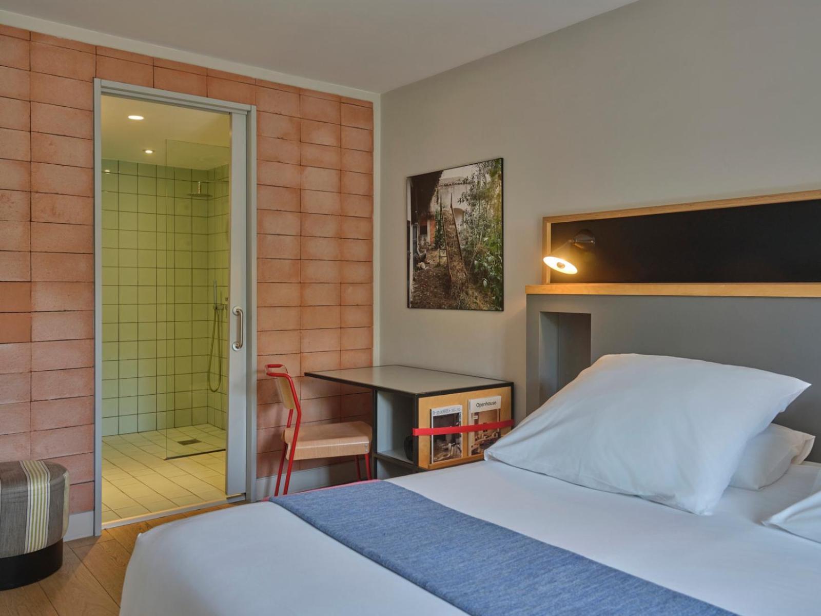 Deluxe Double or Twin Room Balcony