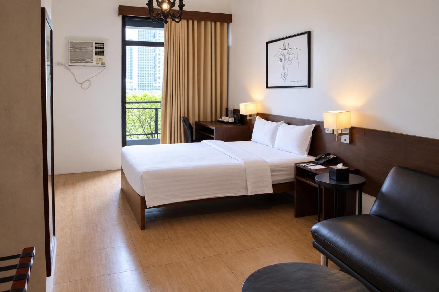 Executive Room