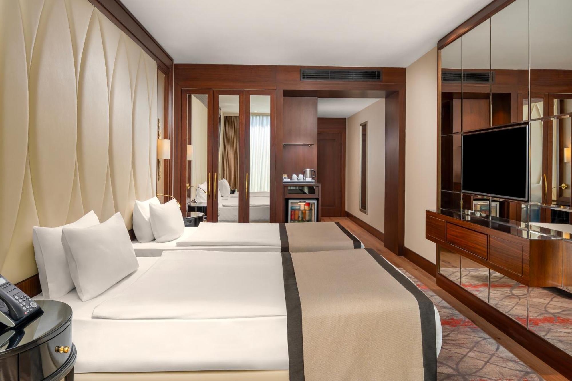 Superior Room 2 Single Beds