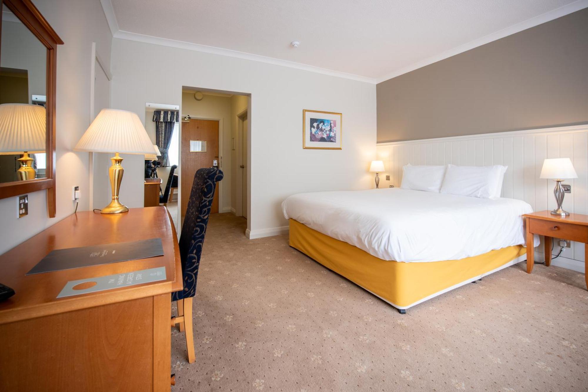 Superior King Room