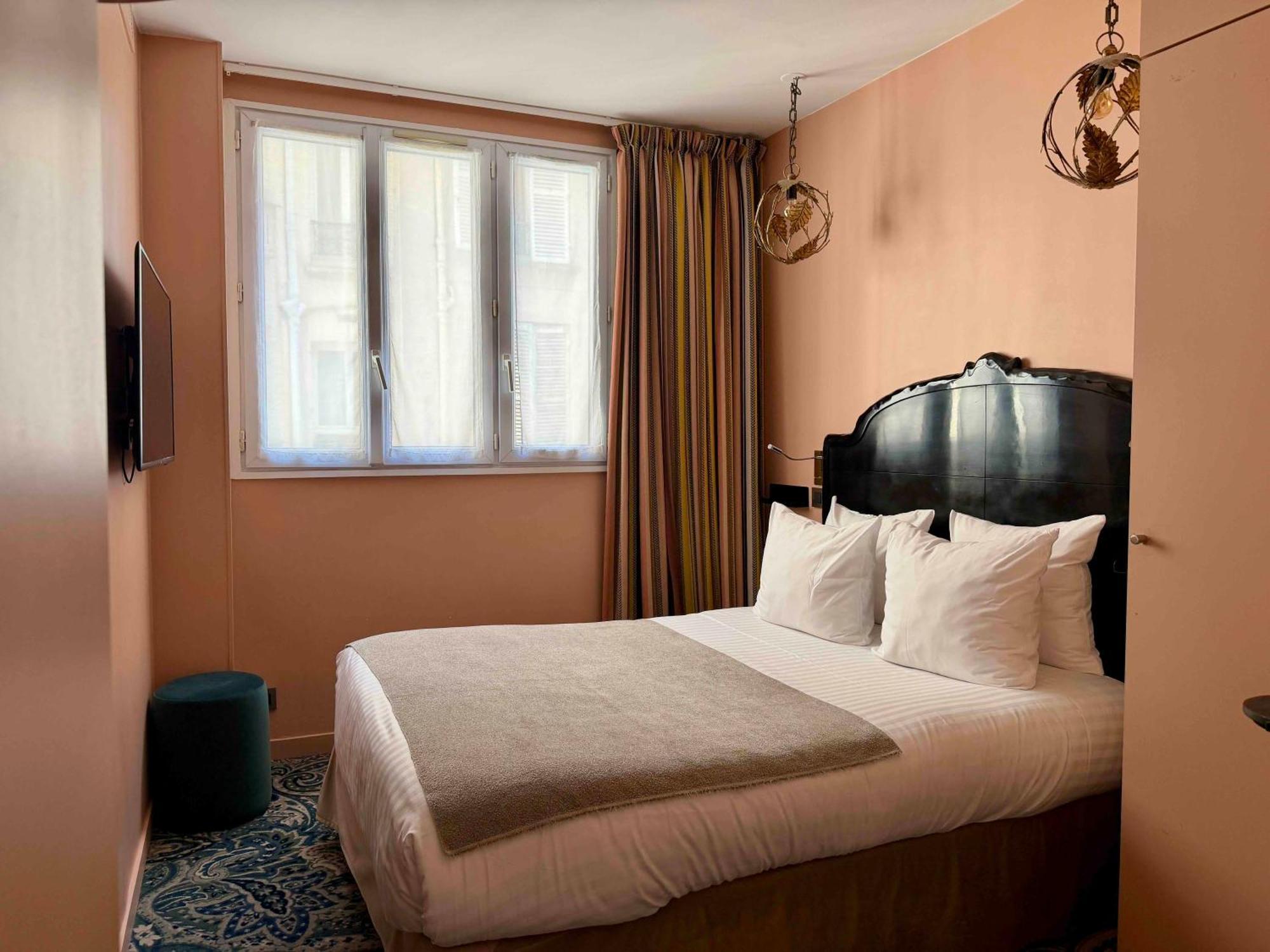 Small Classic Room Albert House