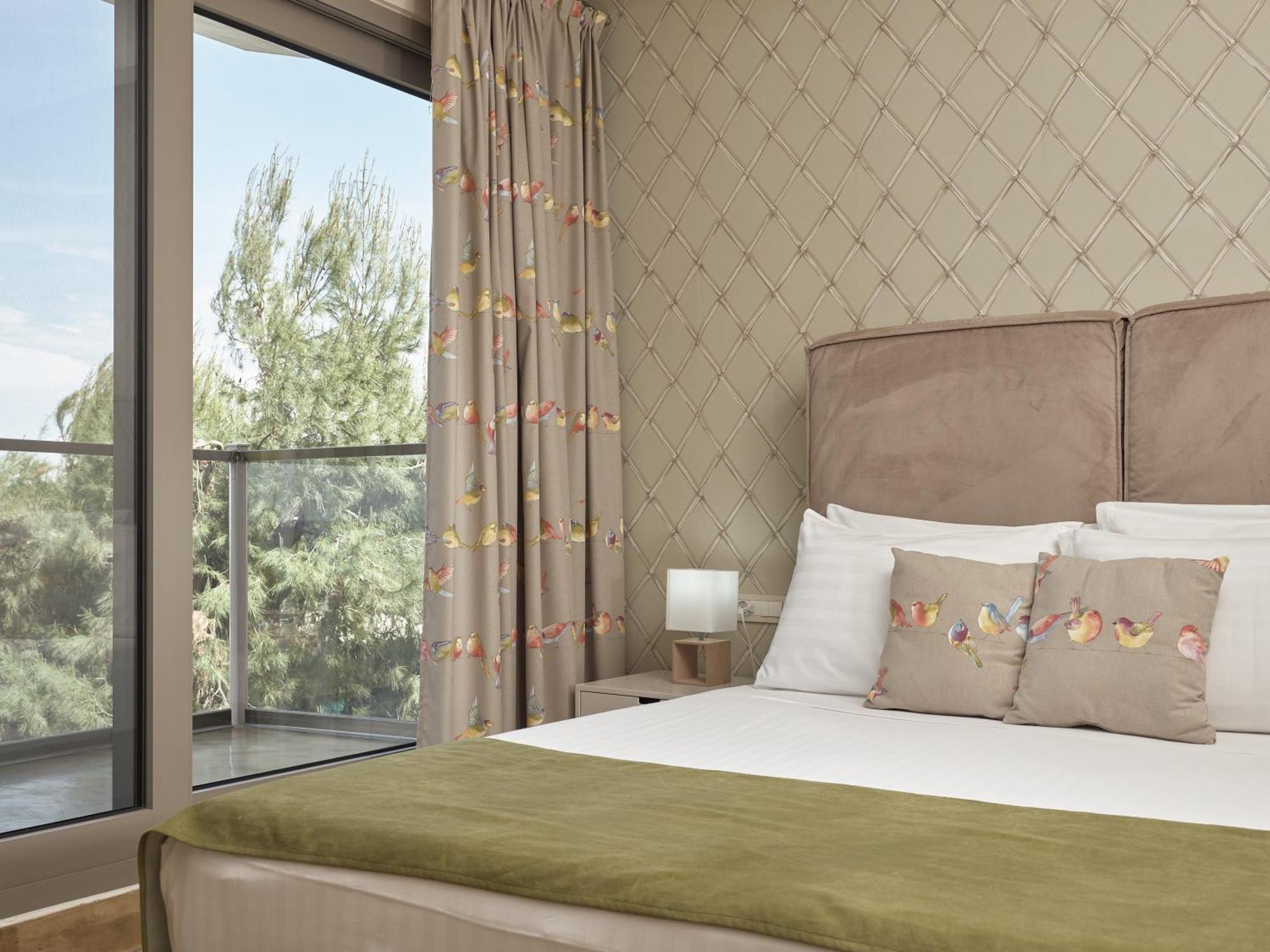 Luxury Room