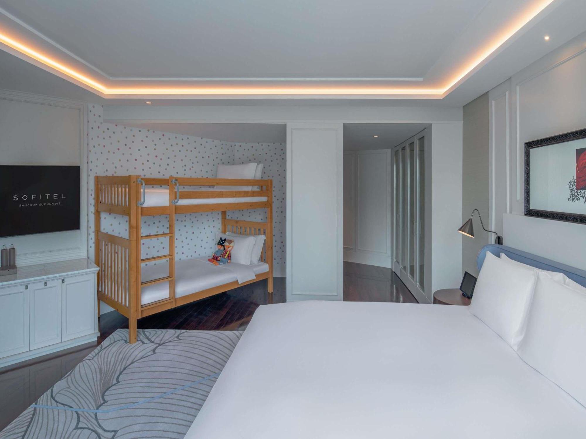 Family Room with King and Bunk Bed
