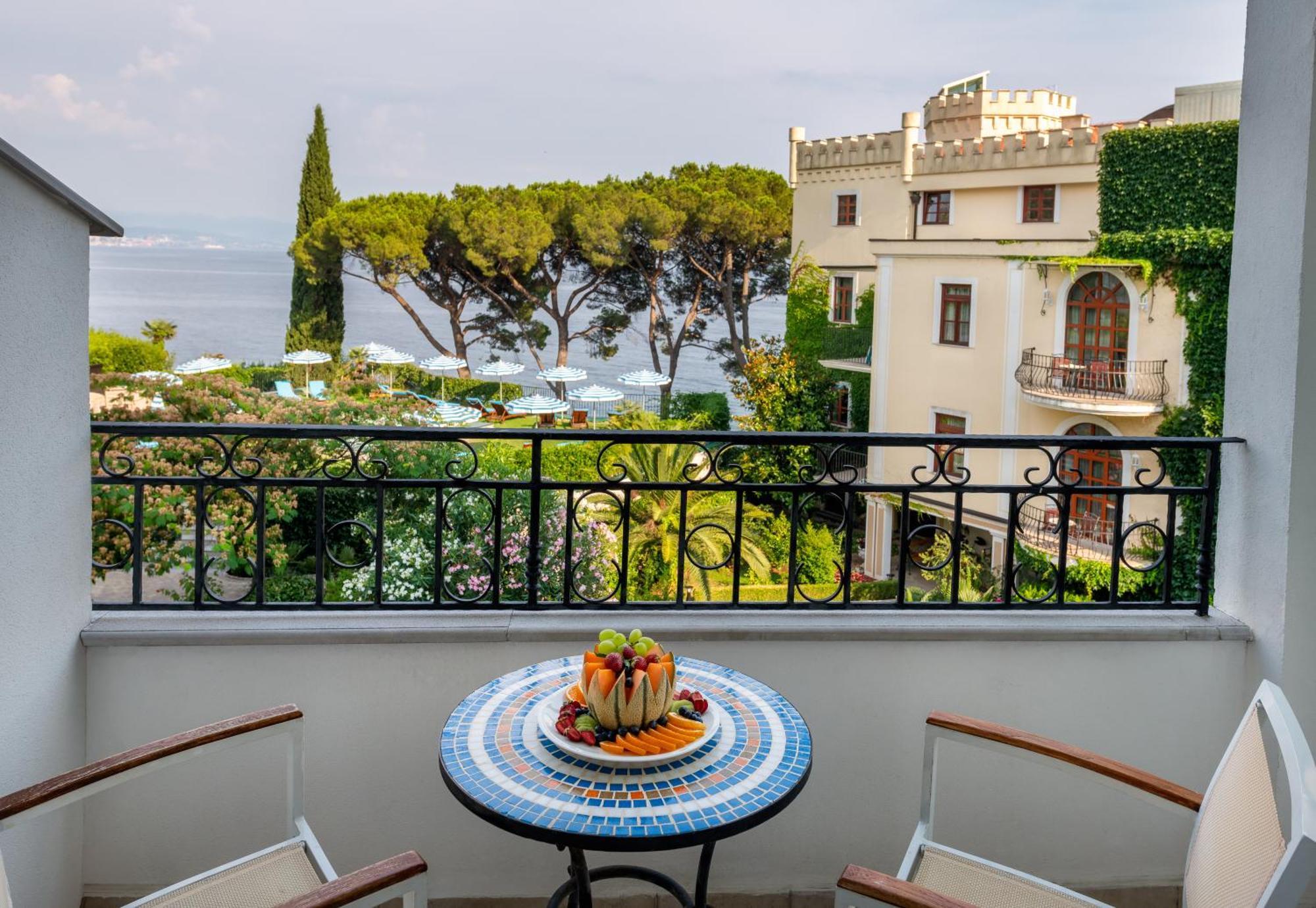 Superior Plus Double Room Sea View