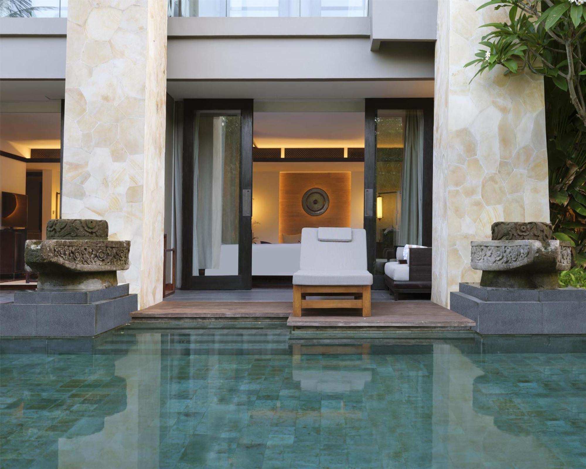 Grand Deluxe Lagoon Room King