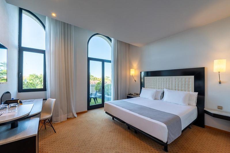 Premium Double or Twin Room (1-2 Adults)