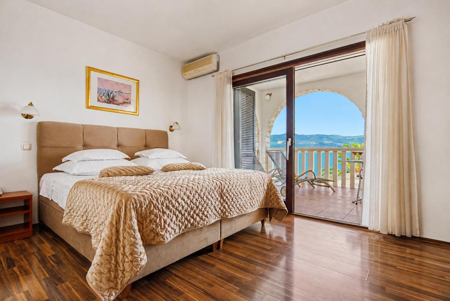 Superior Double Room Terrace Sea view