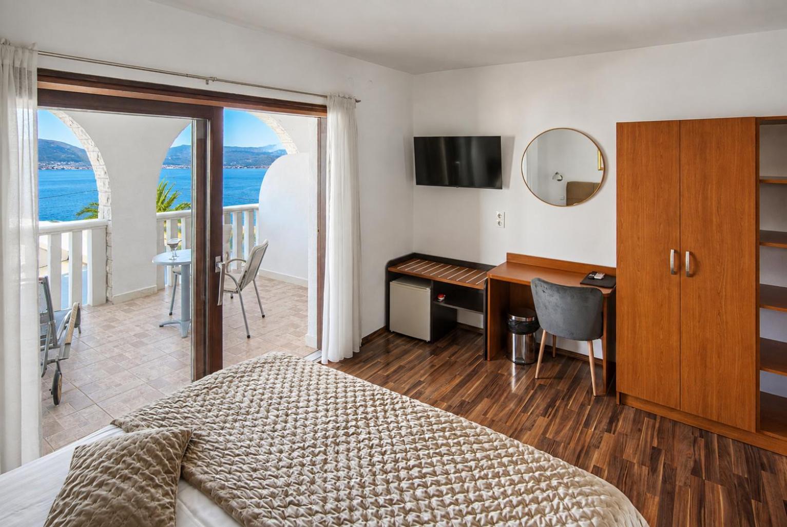 Superior Double Room Terrace Sea view
