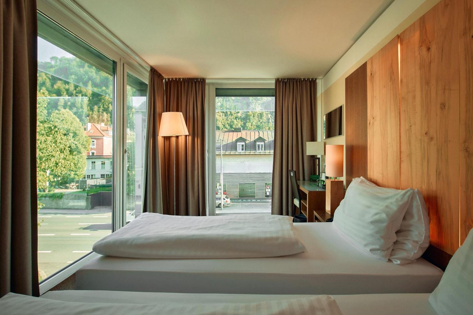 Premium Twin Room