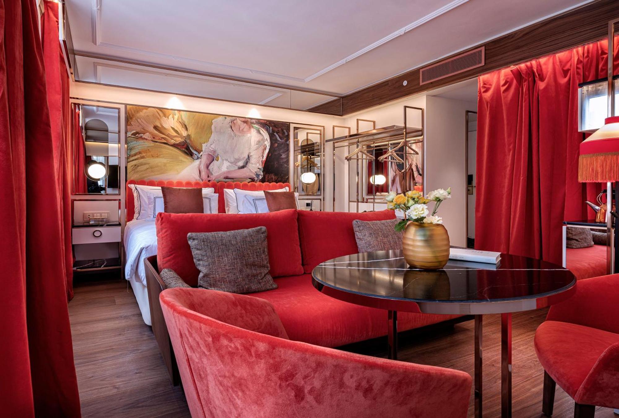 Deluxe Extra Room