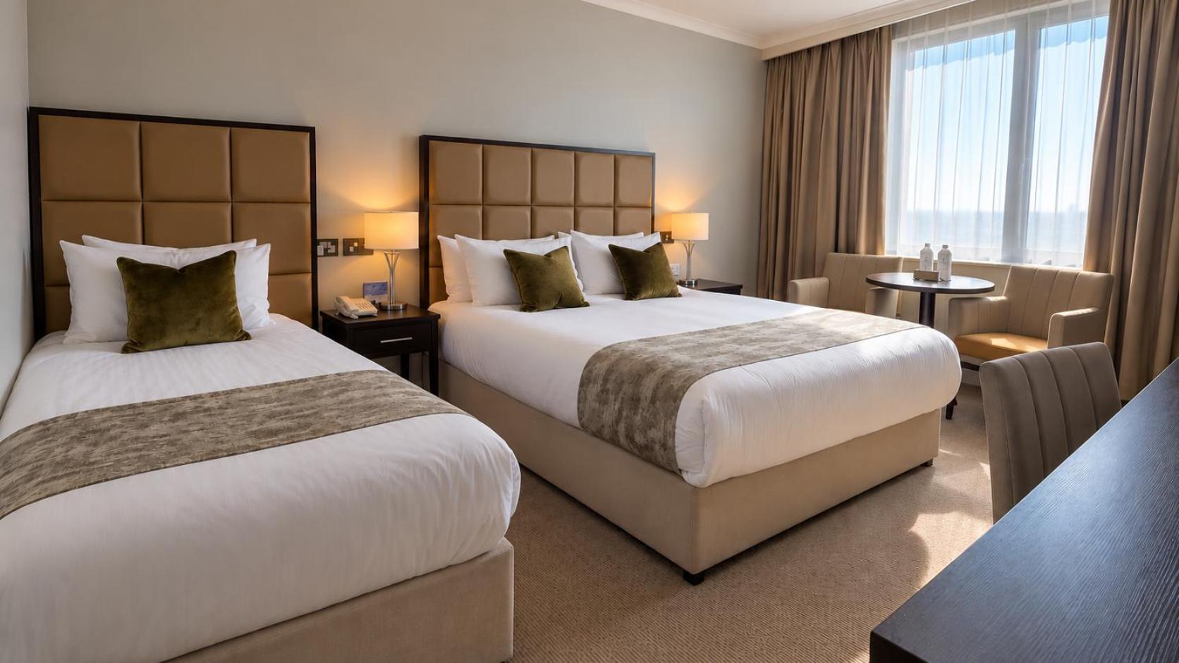 Double & Single Room No Air-conditioning