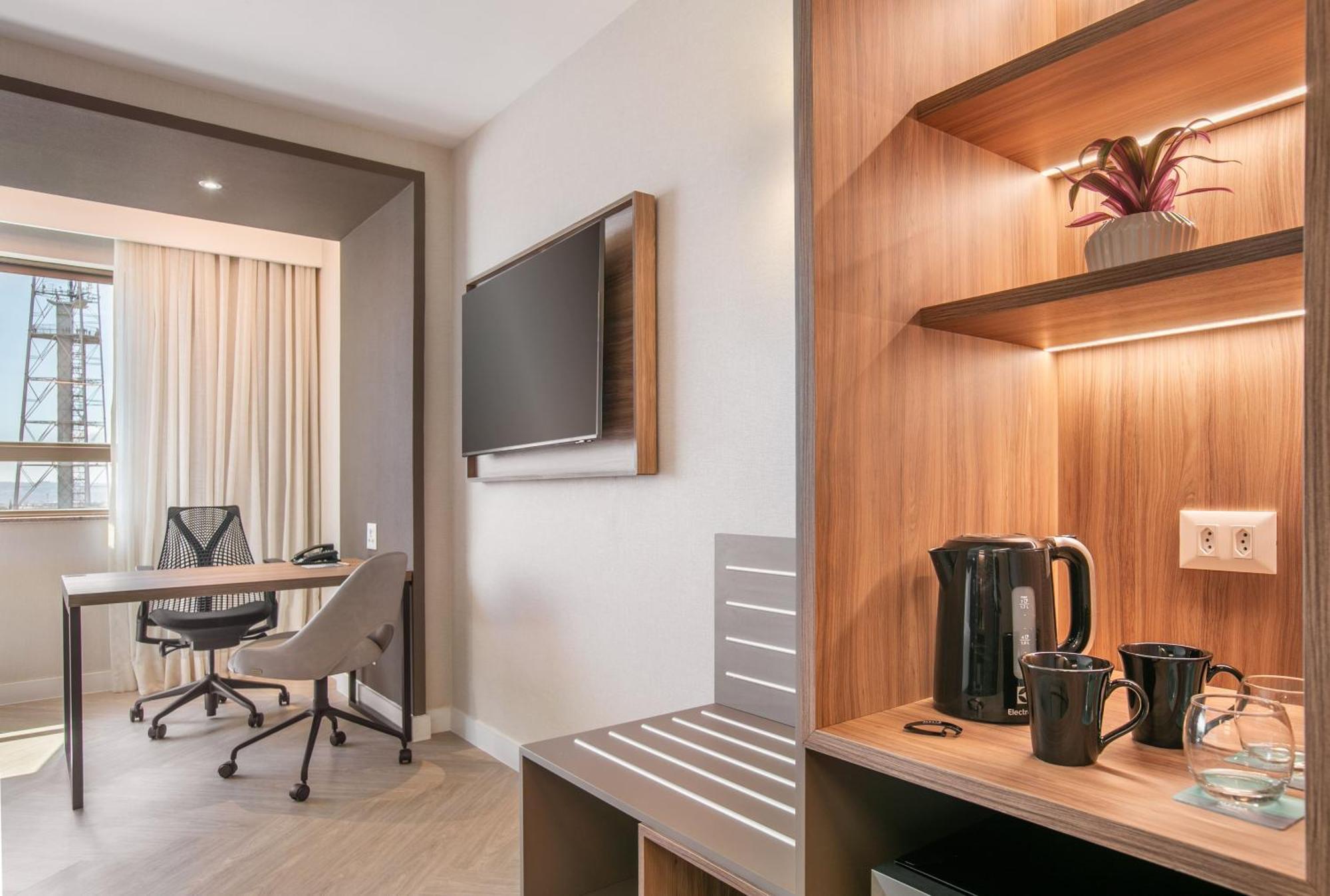 Premium King Room