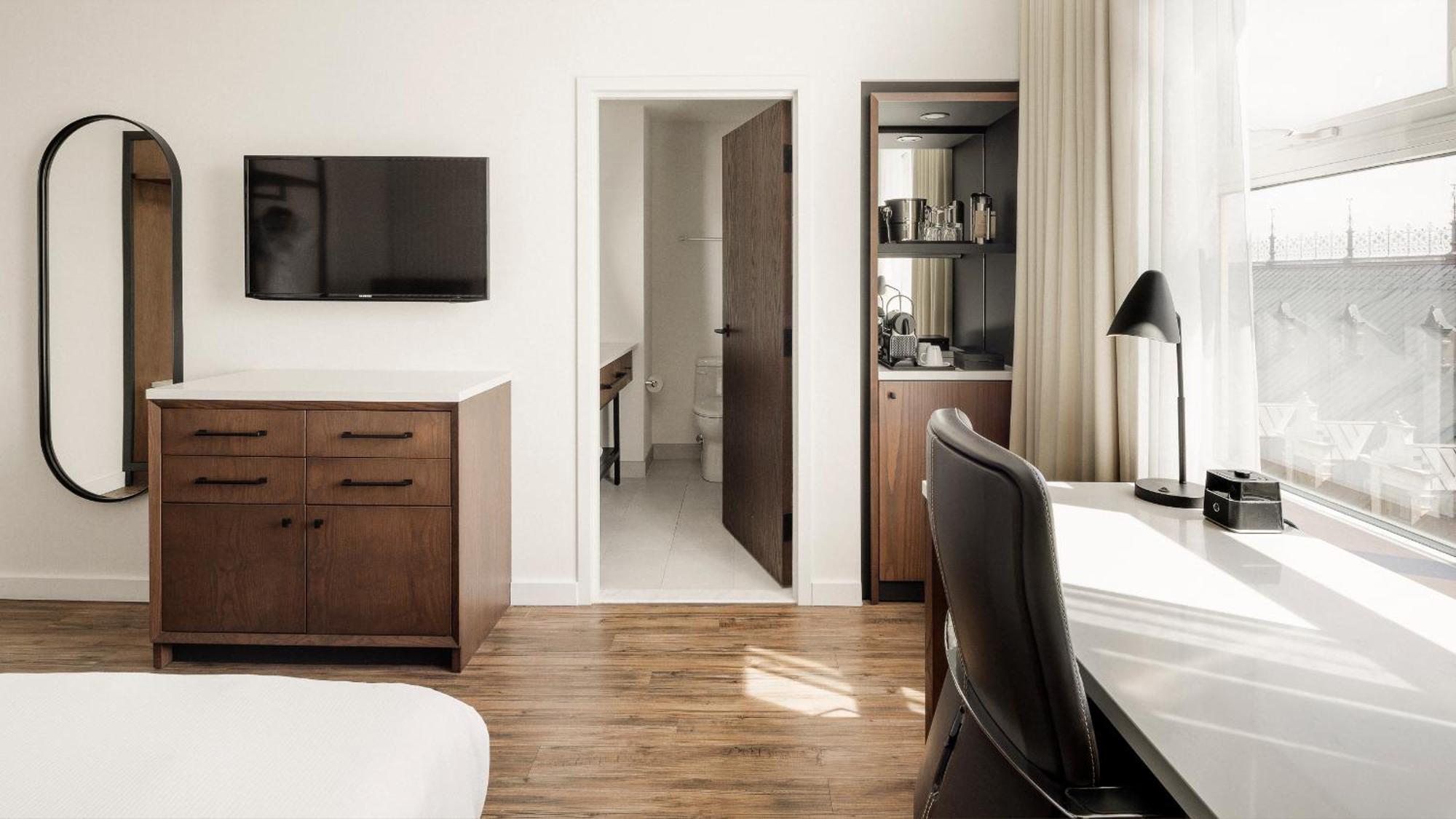 King Room