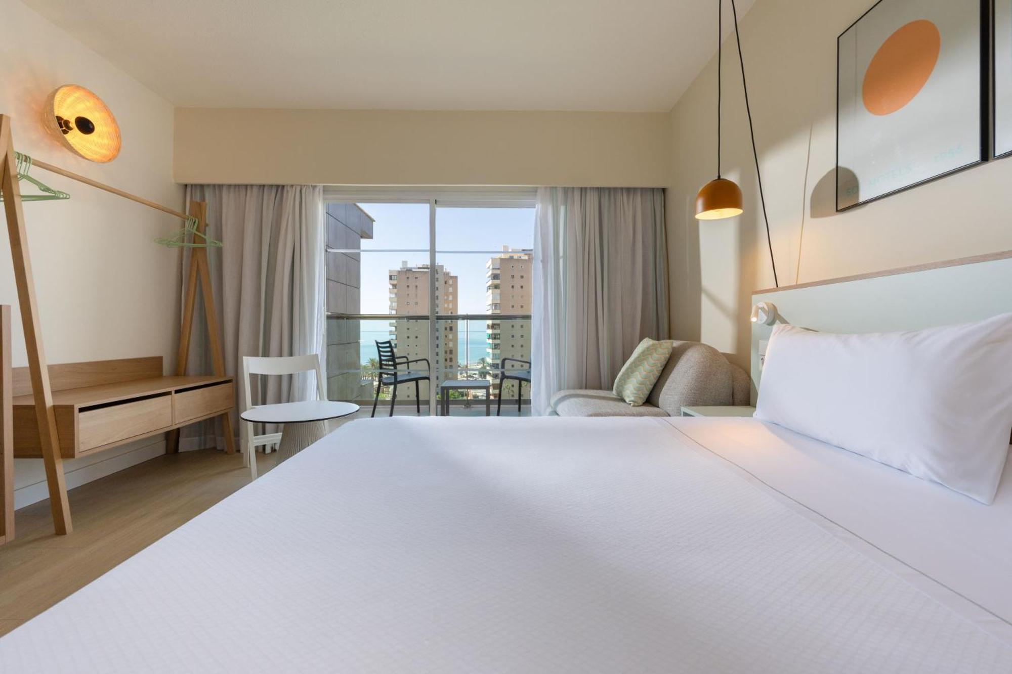 Superior Room Lateral Sea View
