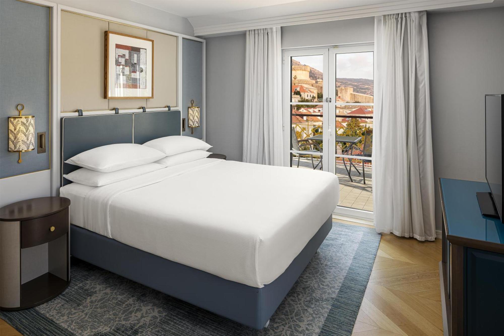 Executive King Room