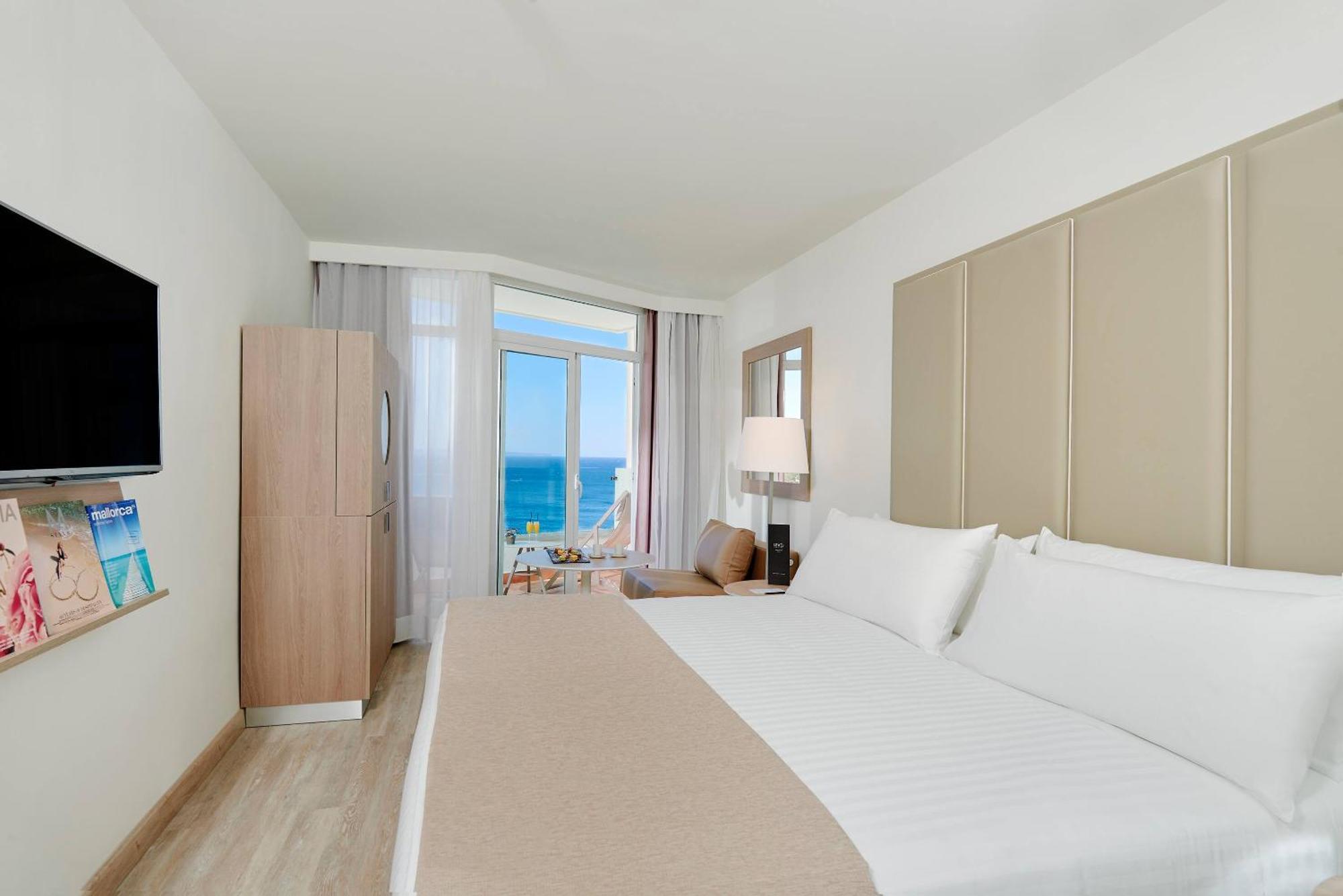 The Level Premium mit Meerblick