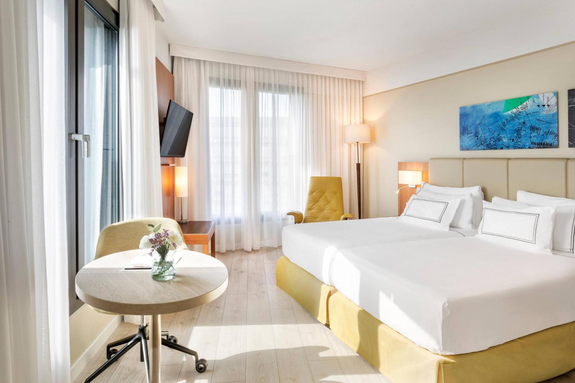 The Level Grand Suite Executive Lounge Access