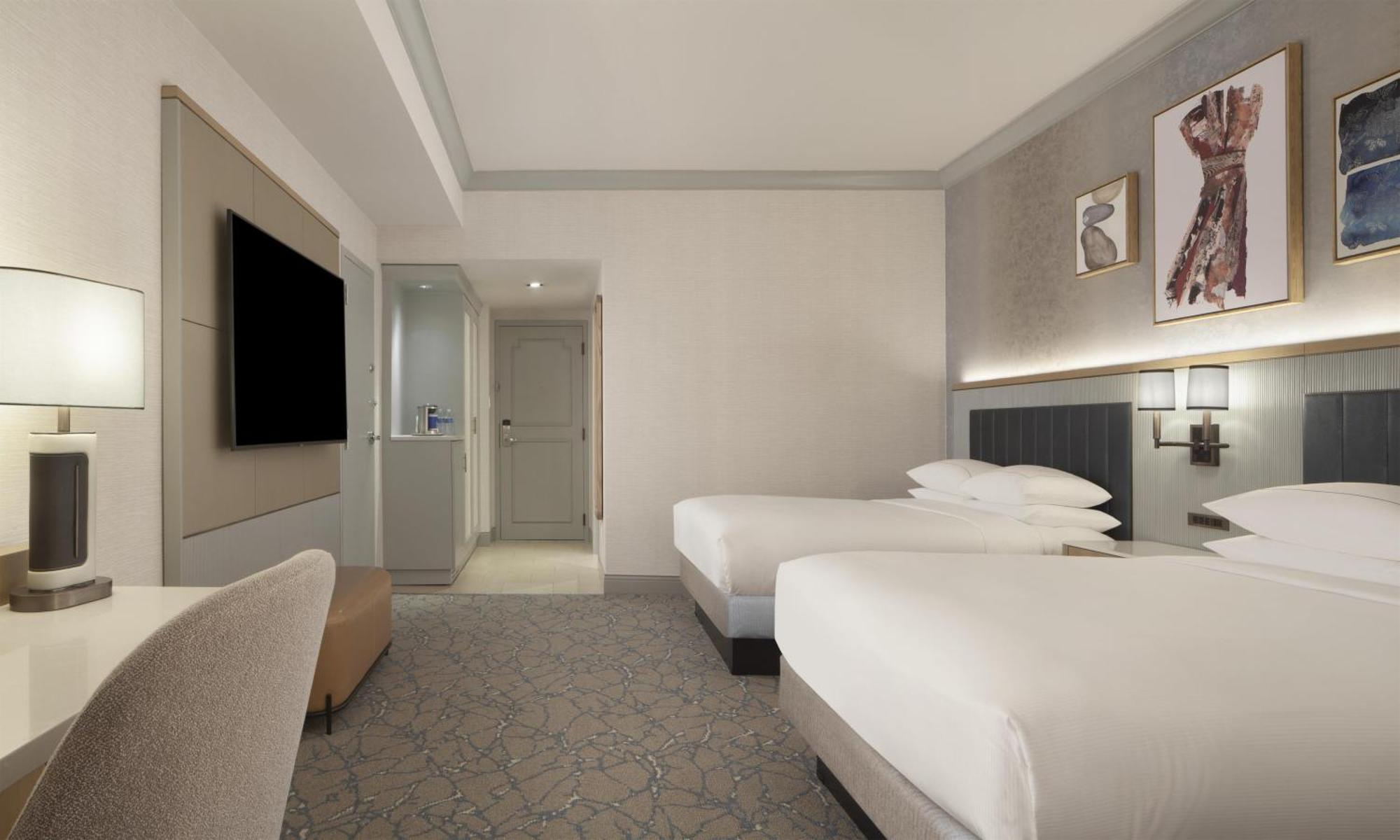 Tower Queen Room with Two Queen Beds and Bath Tub - Mobility Accessible