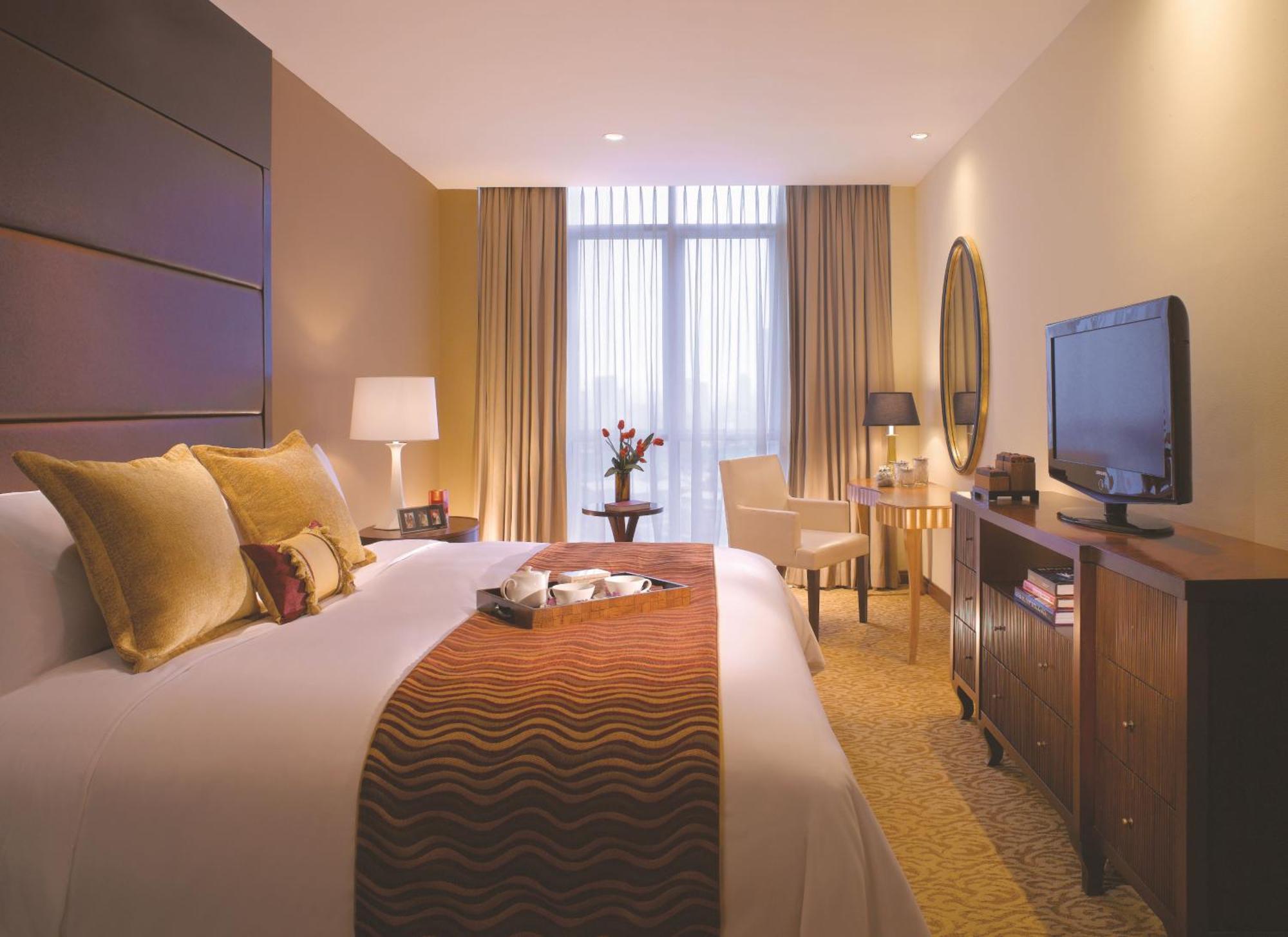 Deluxe Two-Bedroom Apartment