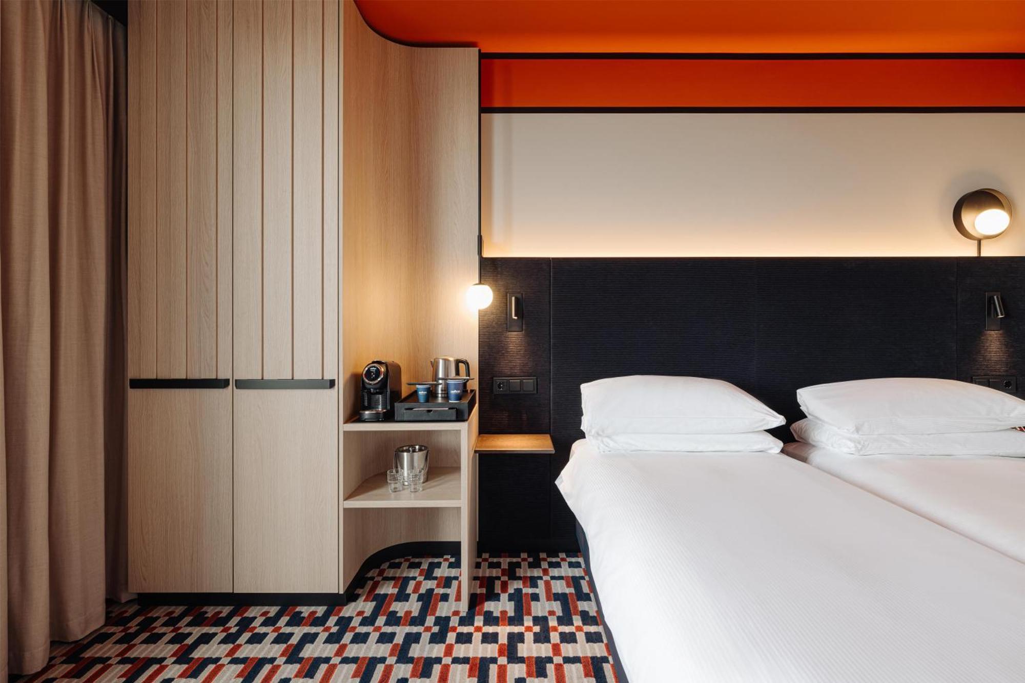 Twin Room Higher Floor