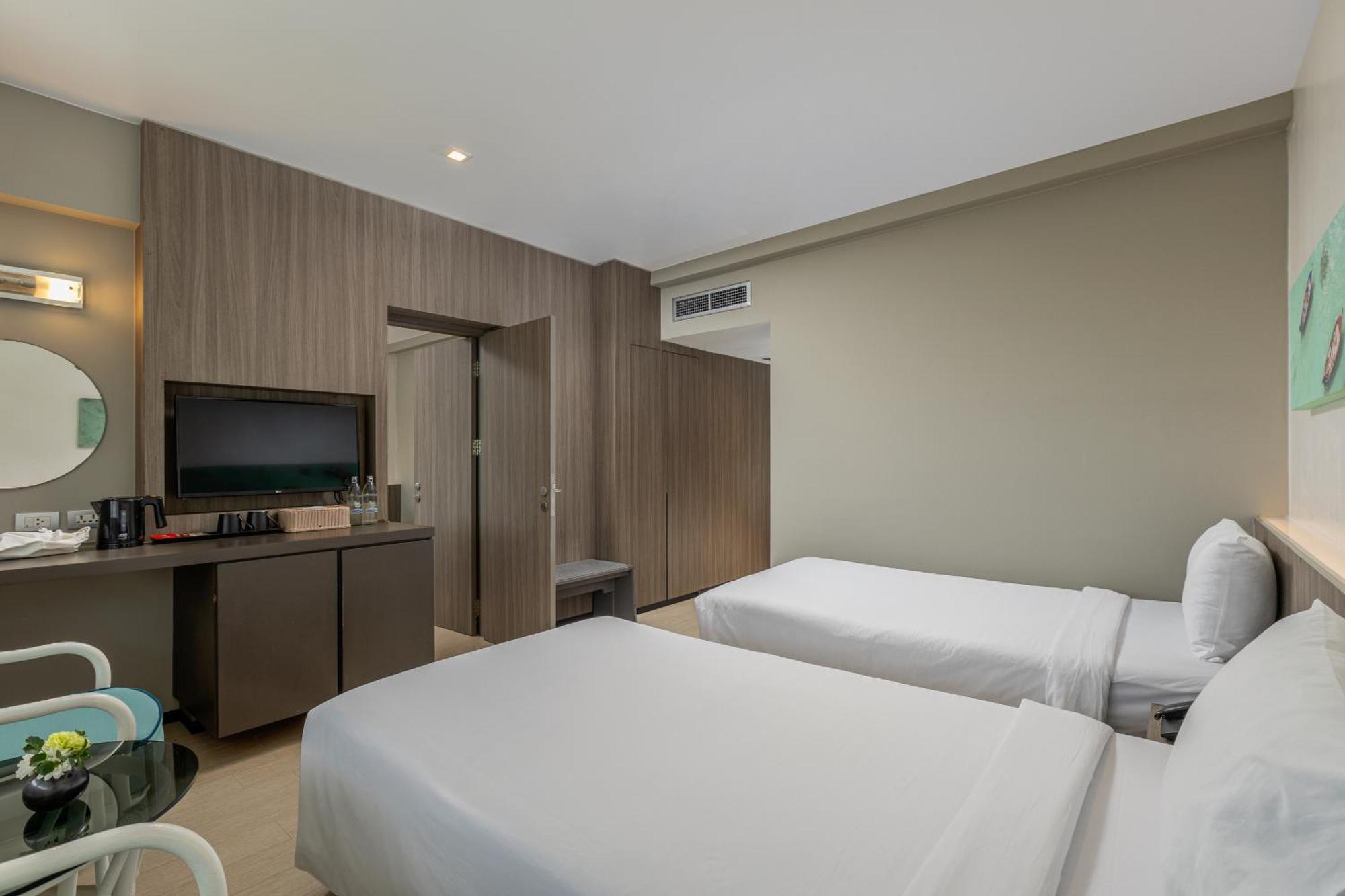 Quarto Twin Standard