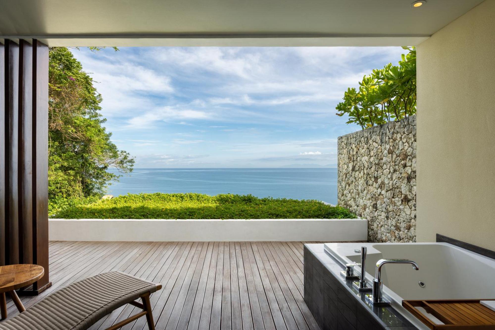 Ocean Front Suite Benefits