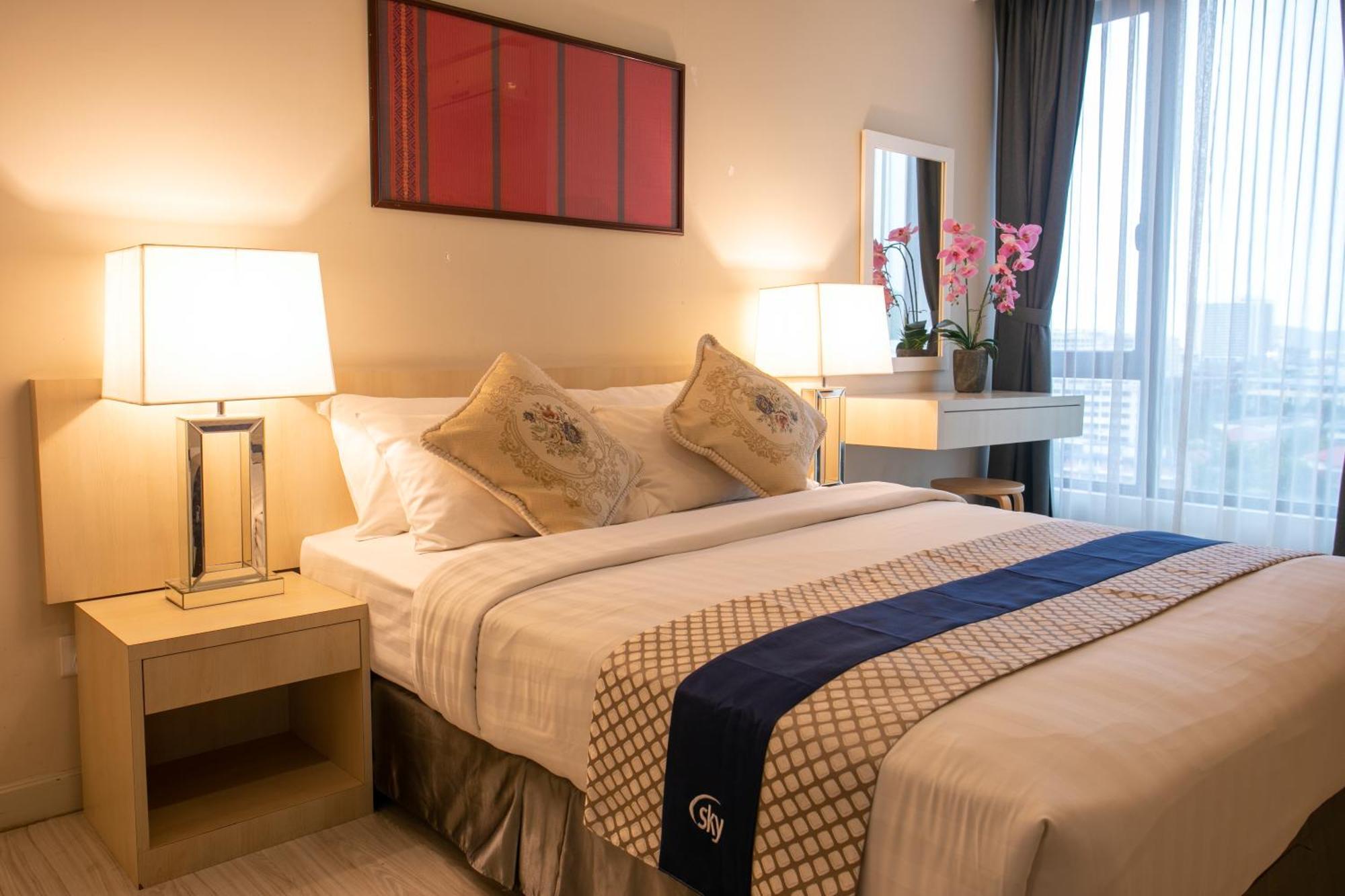 Executive Suite