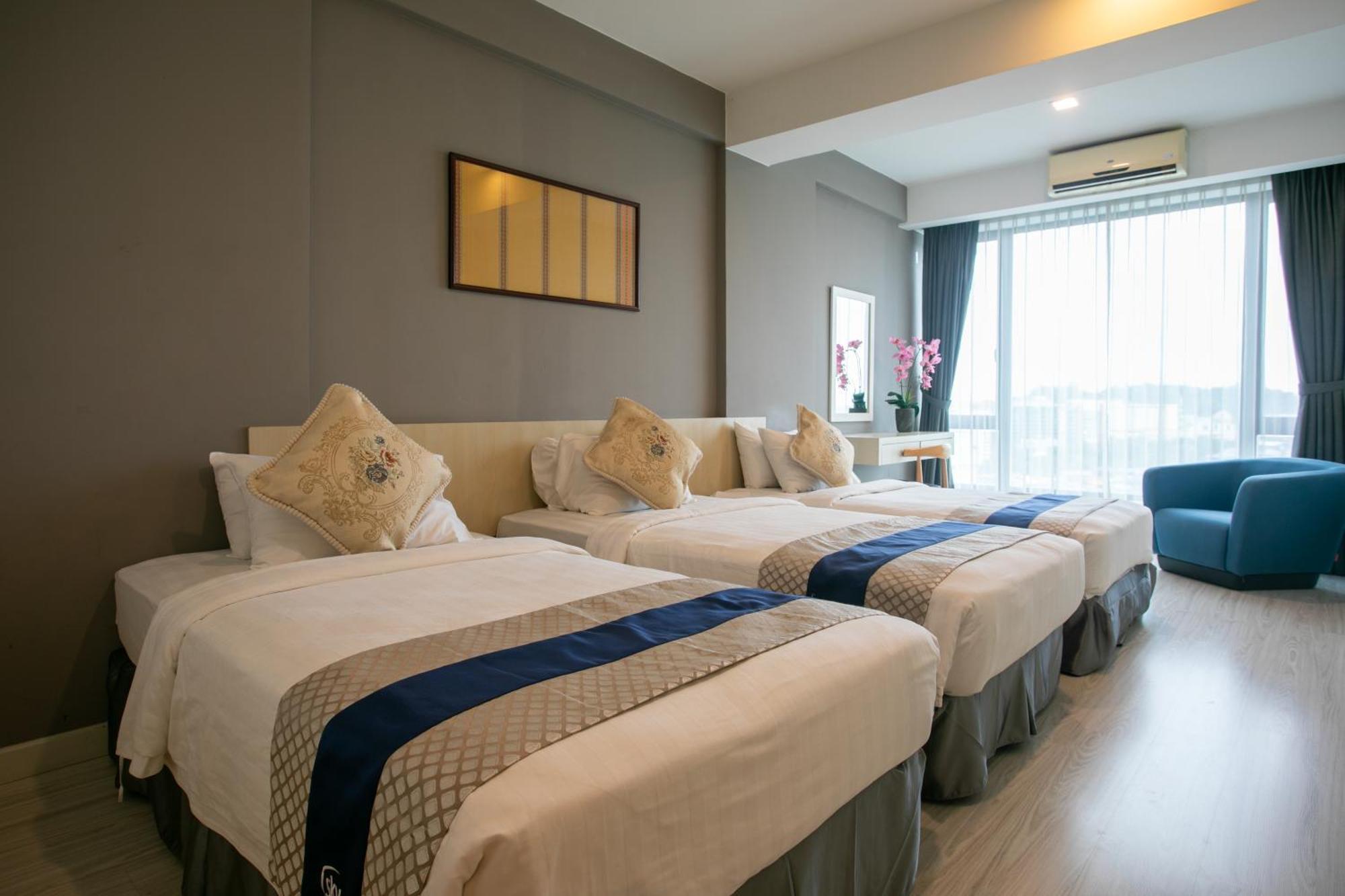 Executive Quad Suite