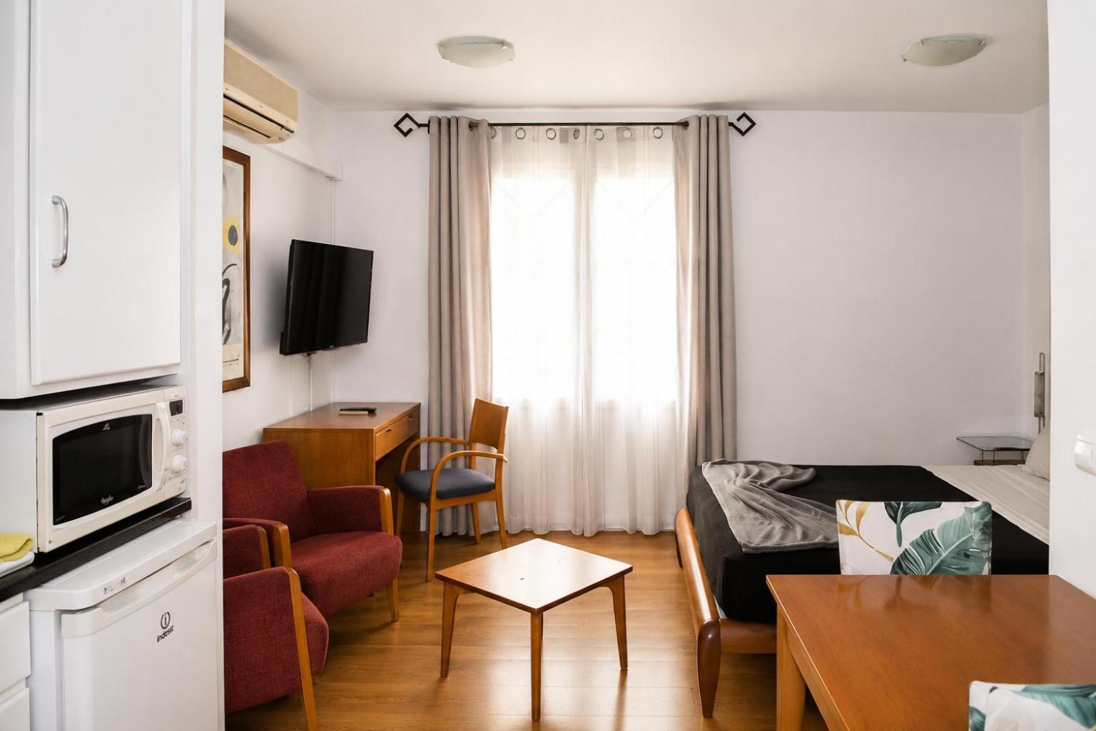 Studio Apartment