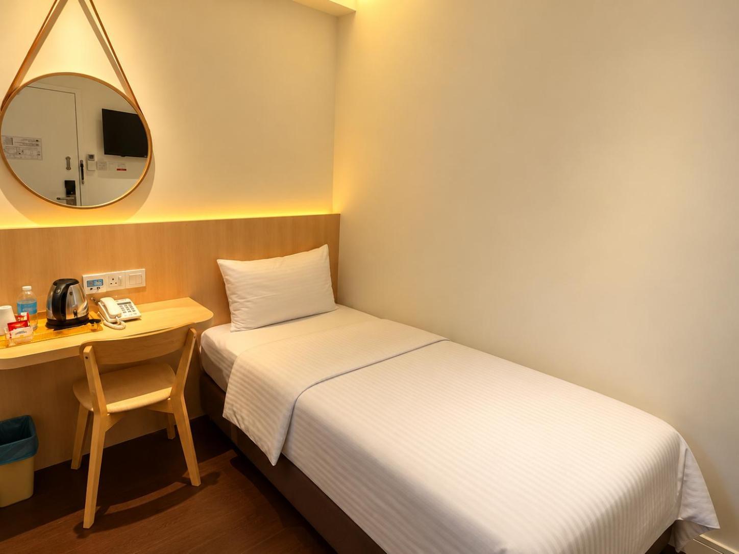 Standard Single Room no window