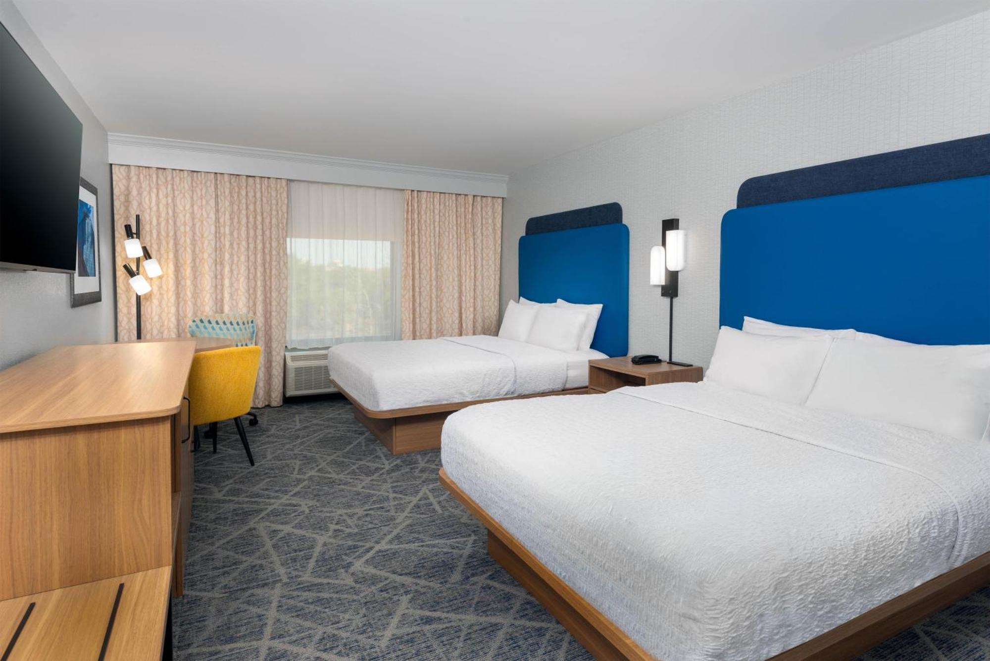 Queen Room Two Queen Beds