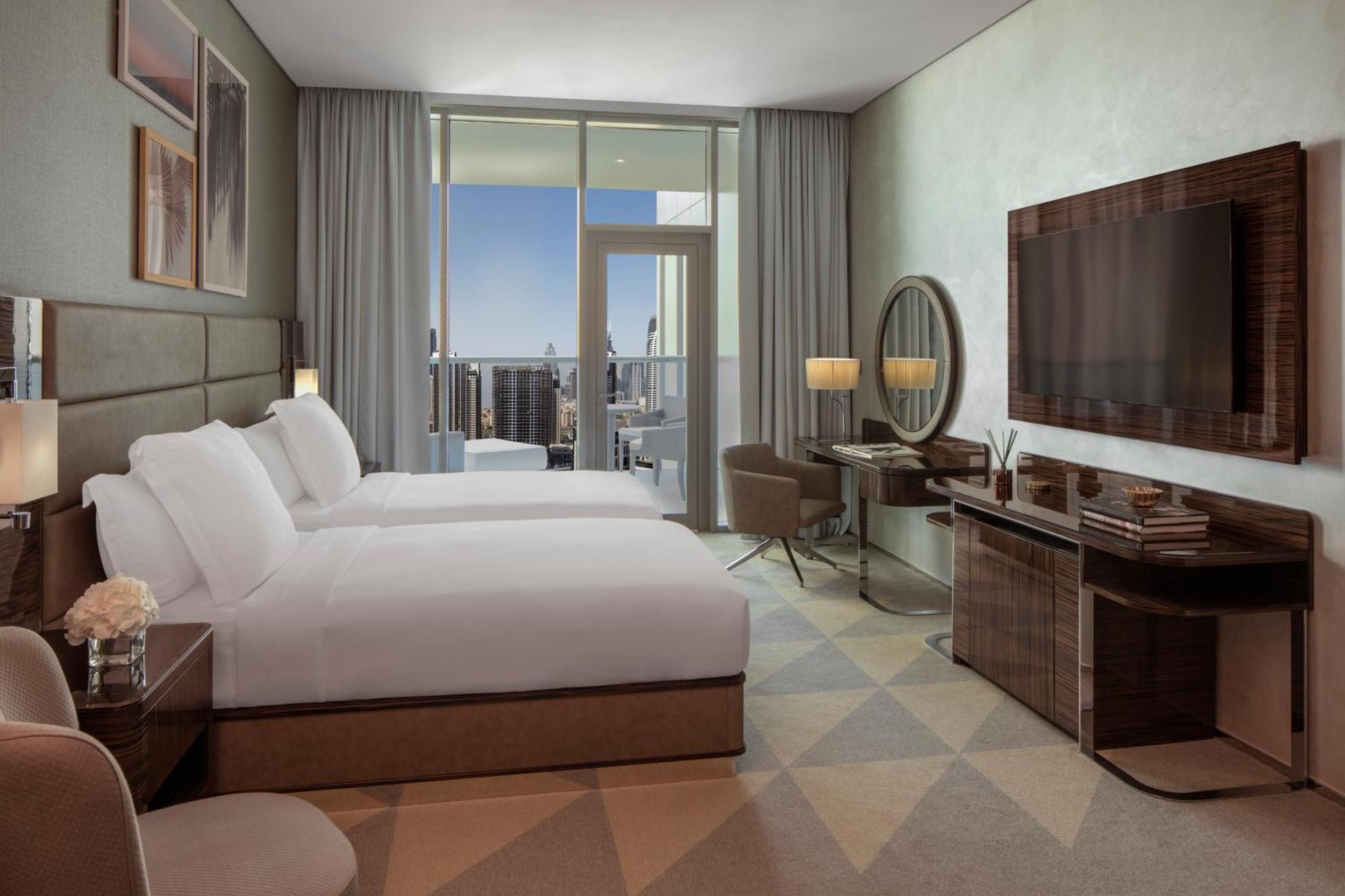 VIP Twin Balcony City Skyline View