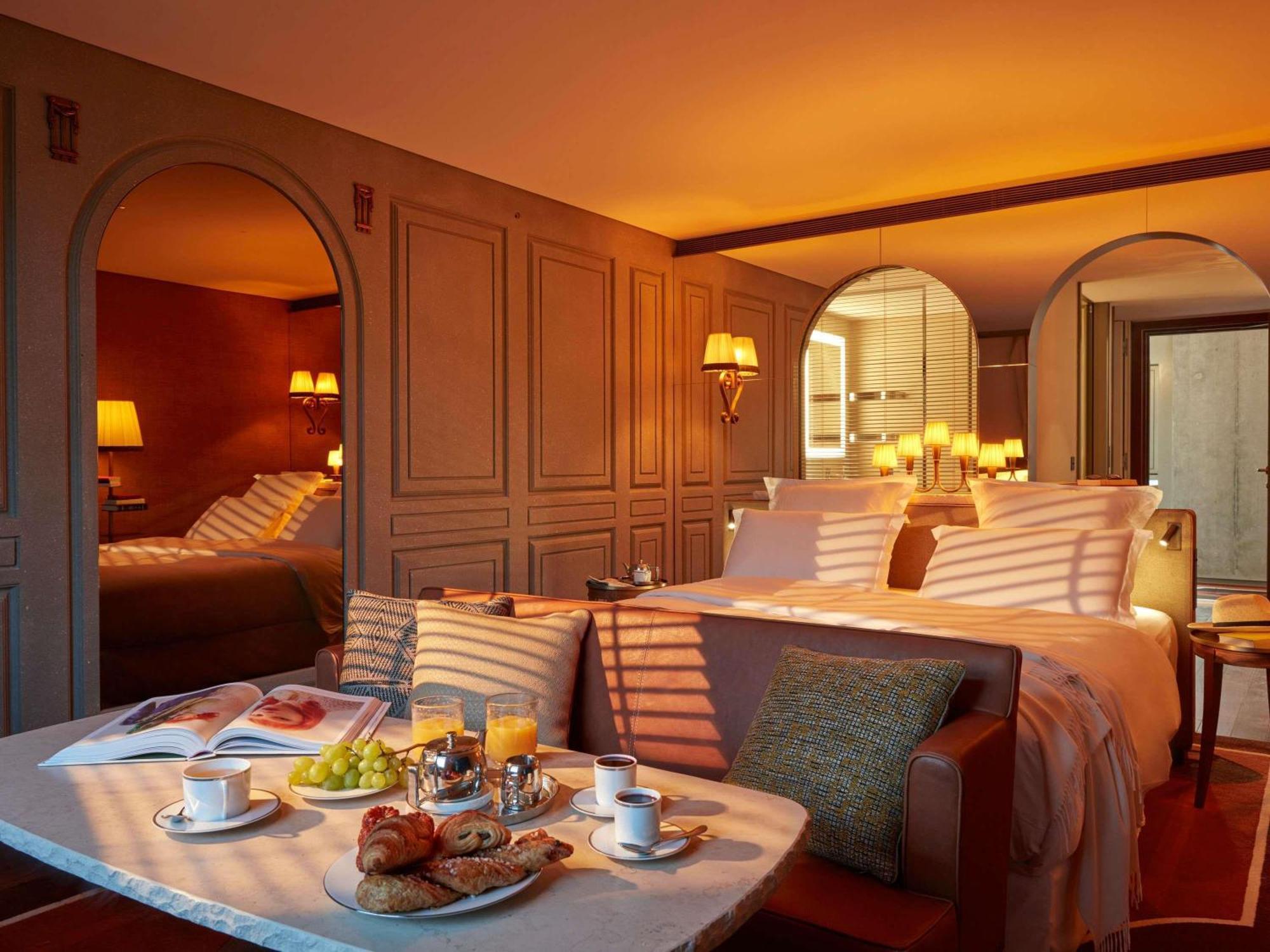 Premier King Room