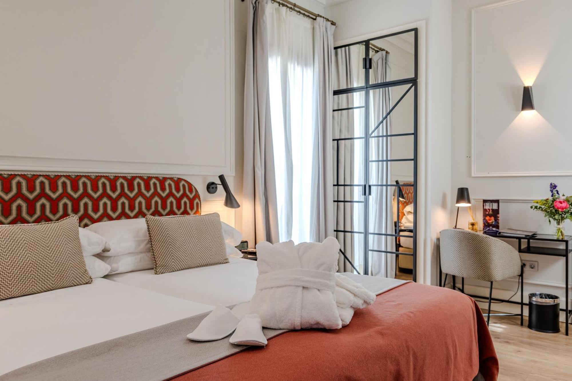 Grand Deluxe Room