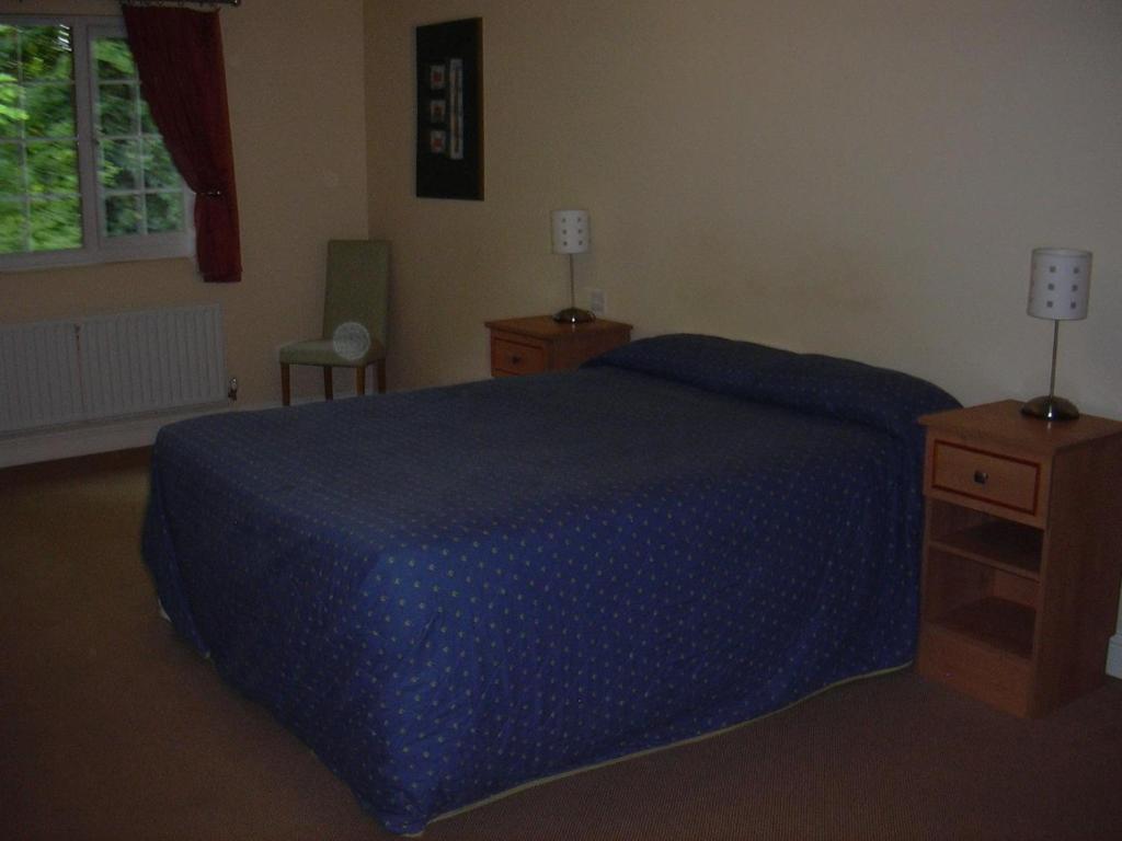 Family Room with Shower,18779624:JPEG