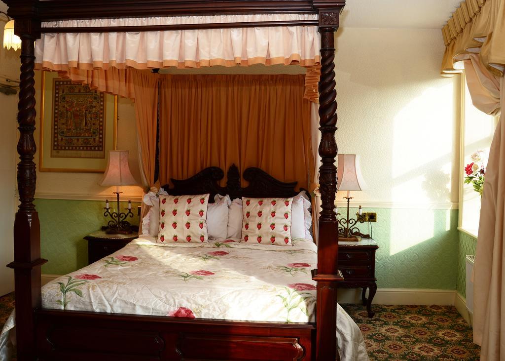 King Room Four Poster Bed Second Floor