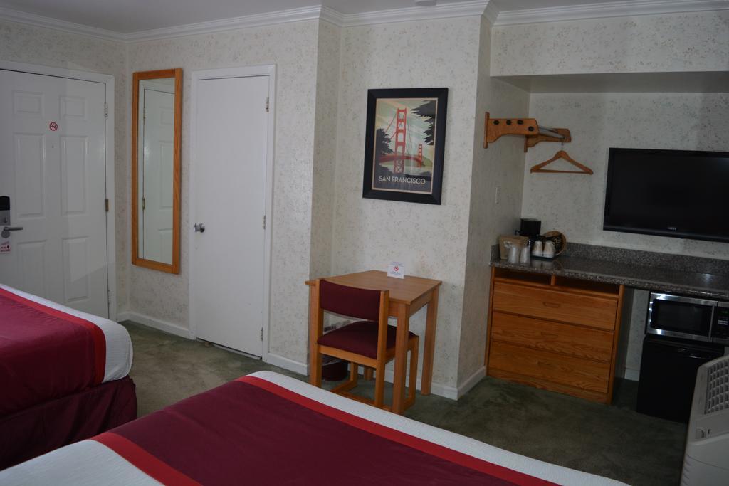 Standard Queen Room