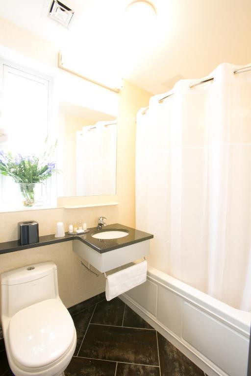Quarto Twin Standard