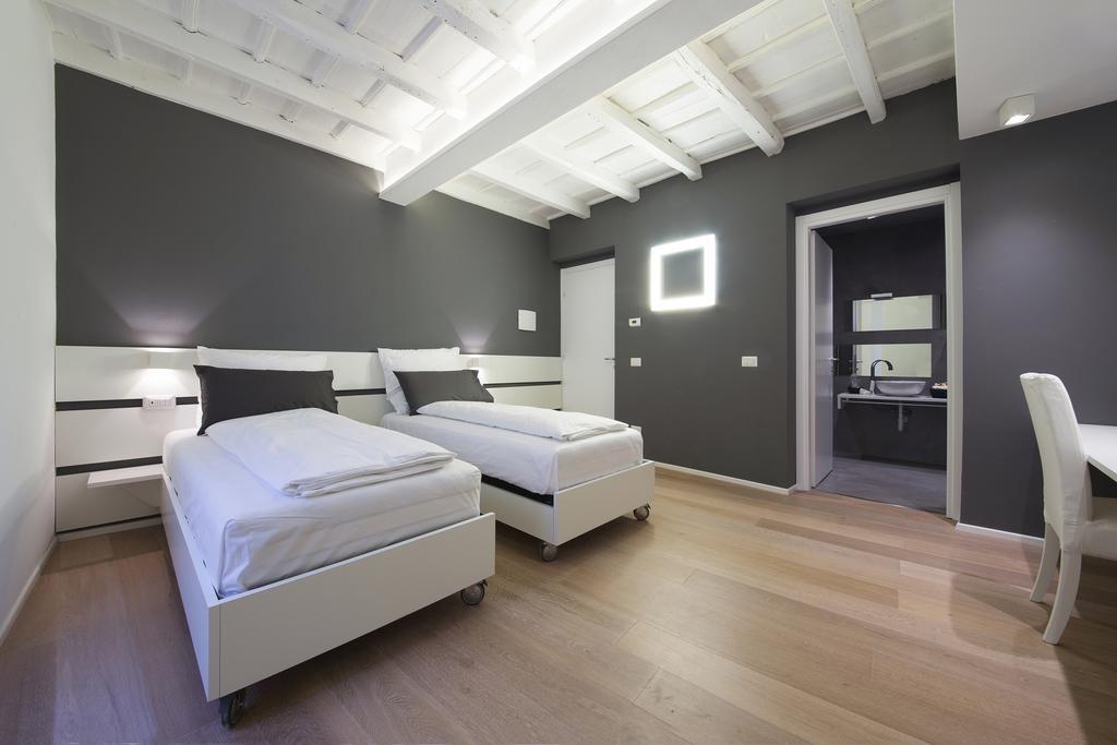 Large Double or Twin Room