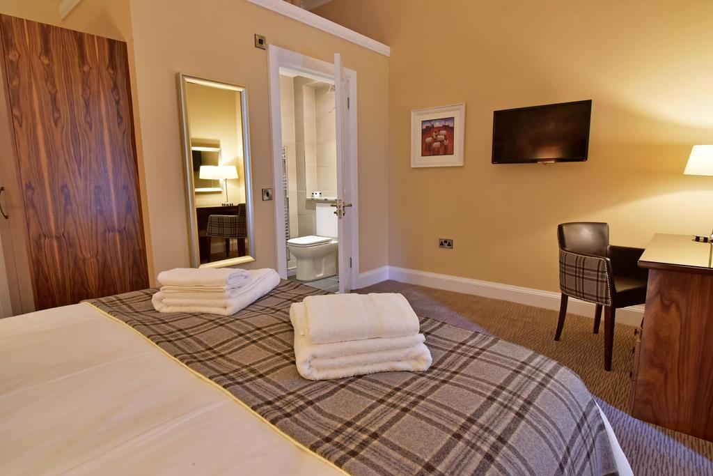 Small Double Room,153672841:JPEG