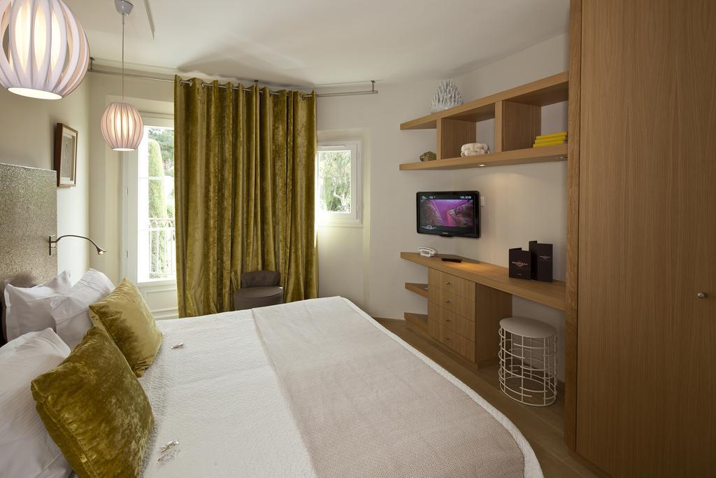 Standard Double or Twin Room with Street View,203593021:JPEG