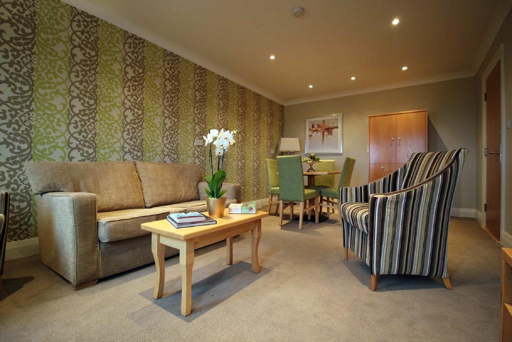 Two-Bedroom Suite,994857319:JPEG