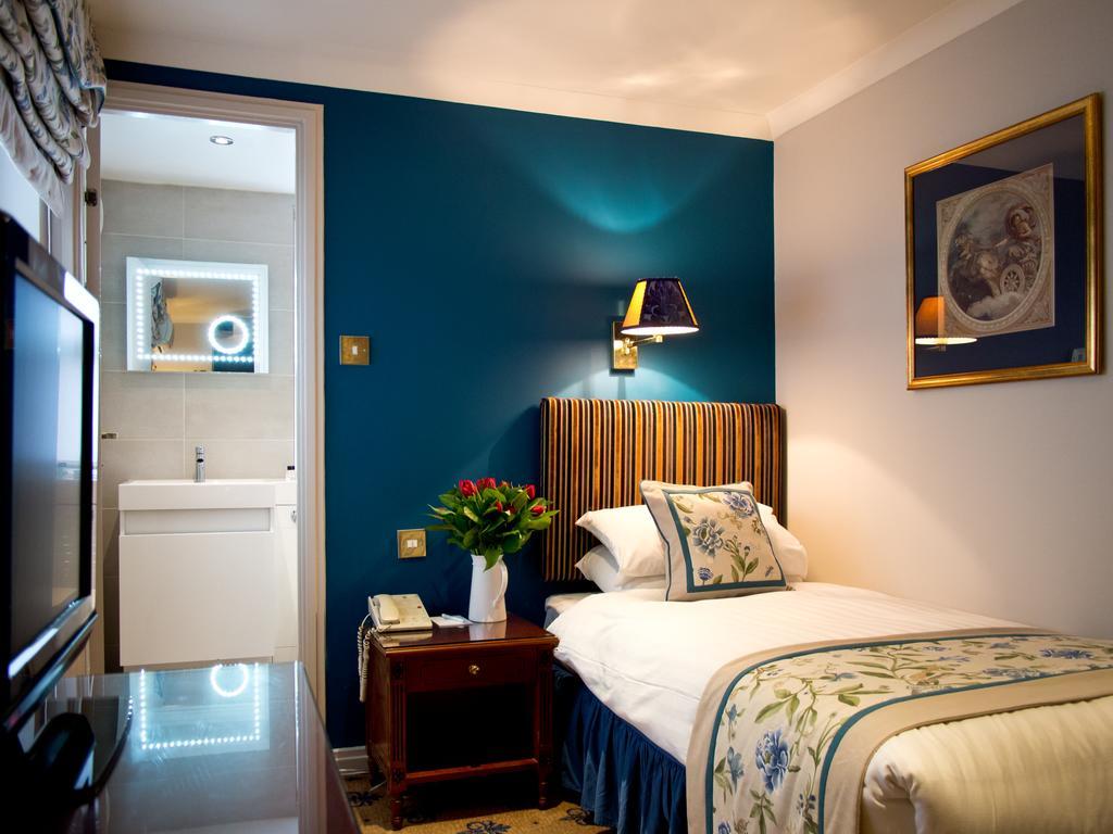 Superior Single Room