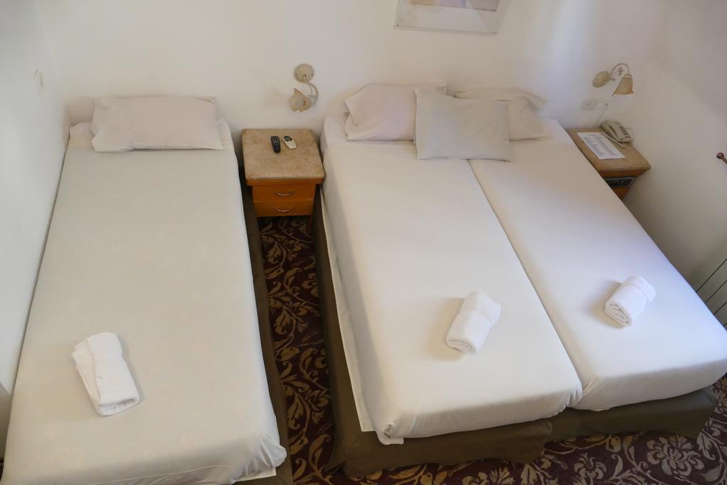 Superior Dreibettzimmer mit Balkon