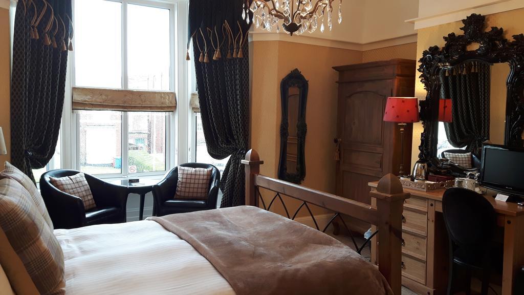 Superior King Room