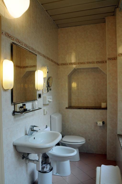 Classic Single Room