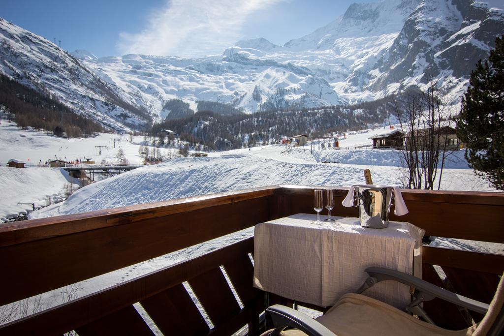Double Room Mountain View