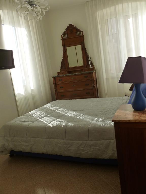 Two Connecting Double Rooms